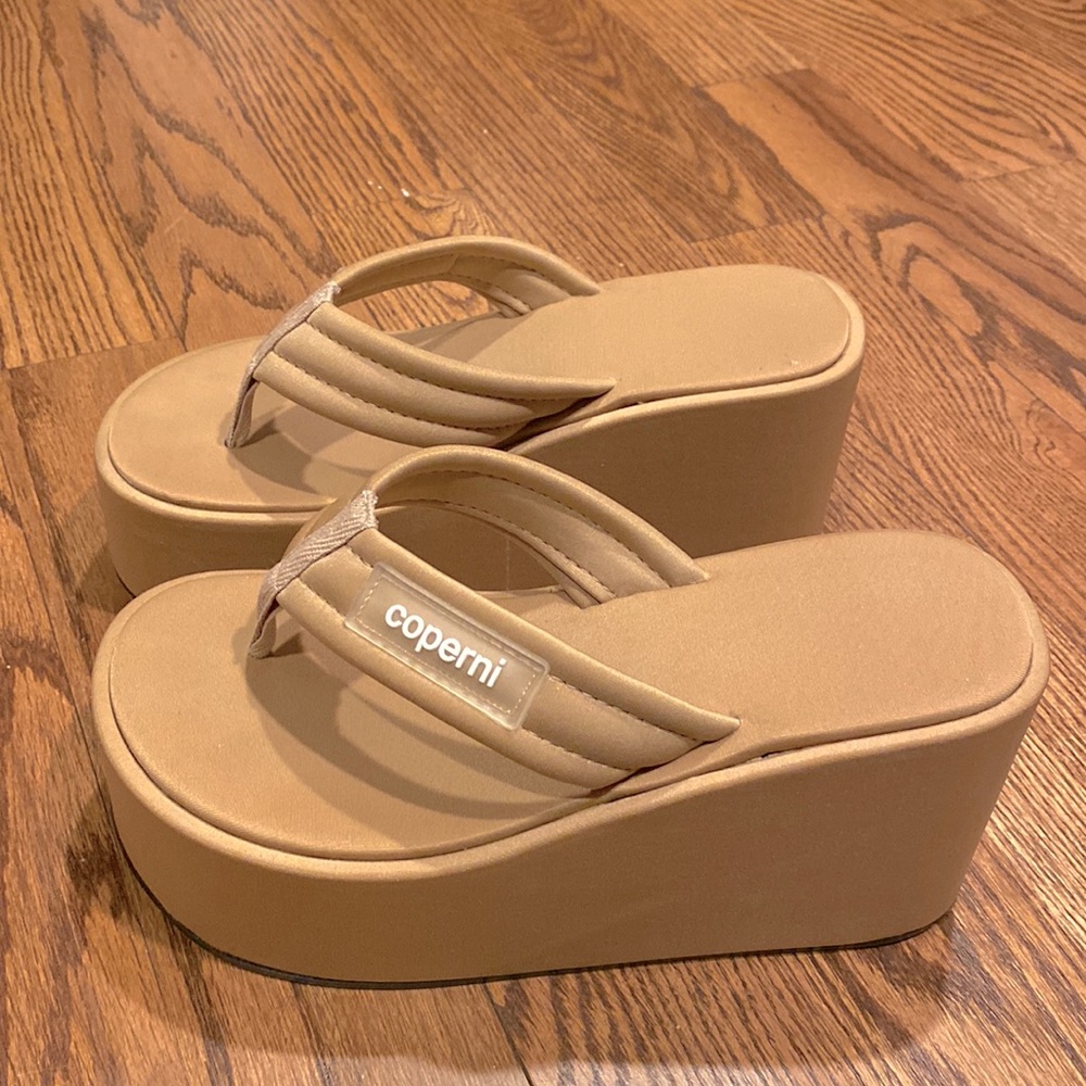 Coperni camel colored platform flip flops. Size 39